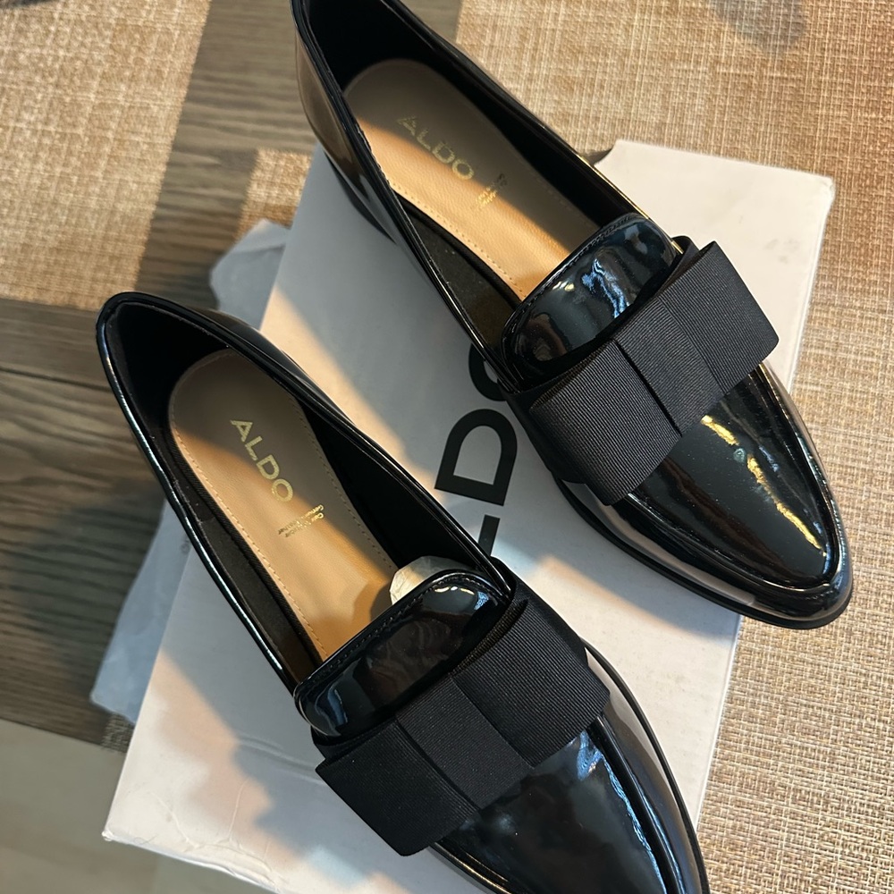 Aldo Black Patent Leather Flats Sleek Loafers